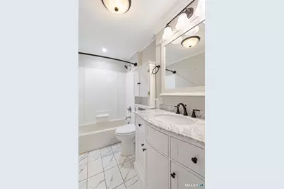 377 Park Road, West Hartford, CT 06119 - Photo 9