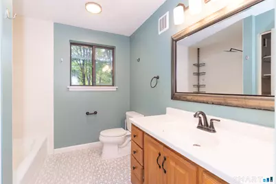 50 Quidnet Court #50, Guilford, CT 06437 - Photo 17