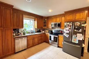 368 Platt St, Bridgeport, CT 06606 - Photo 3