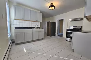 28 Short St, New Britain, CT 06051 - Photo 5