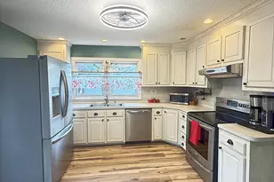 32 Reservoir Rd, Vernon, CT 06066 - Photo 5