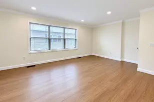 5 Rockland Rd, Norwalk, CT 06854 - Photo 9