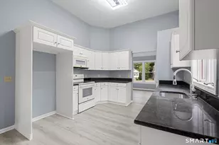 63 Oakcrest Cir, Waterbury, CT 06708 - Photo 13
