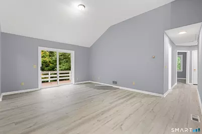 63 Oakcrest Circle, Waterbury, CT 06708 - Photo 7