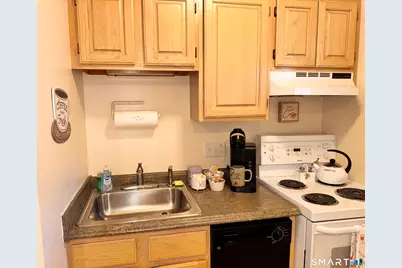 1514 Old Pond Lane #1514, Norwich, CT 06360 - Photo 11