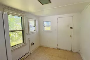 72 Chestnut St, Bethel, CT 06801 - Photo 9