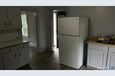 21 Avery Street, Norwich, CT 06360 - Photo 5