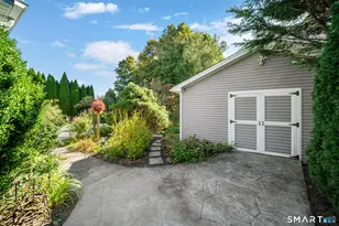 17 Pembrook Rd, Naugatuck, CT 06770 - Photo 31