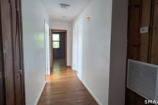 239 Forbes Ave, New Haven, CT 06512 - Photo 7