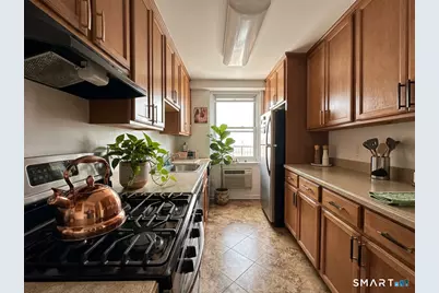 65 Glenbrook Road #8D, Stamford, CT 06902 - Photo 5