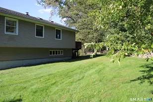 28 Surrey Dr, Norwalk, CT 06851 - Photo 3