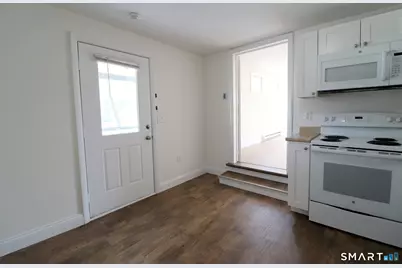 374 Main Street #Apt A, East Lyme, CT 06357 - Photo 9