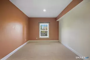 35 Maura Ln, Danbury, CT 06810 - Photo 31