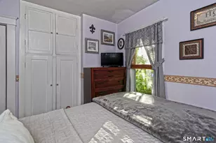 35 Forest St, Hamden, CT 06518 - Photo 13
