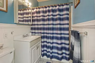 35 Forest St, Hamden, CT 06518 - Photo 19