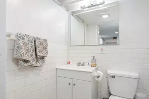 1885 Old Town Rd, Bridgeport, CT 06606 - Photo 13