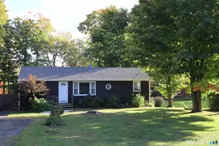 59 Gillotti Rd, New Fairfield, CT 06812 - Photo 3
