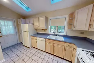 101 Curtis St, Meriden, CT 06450 - Photo 9