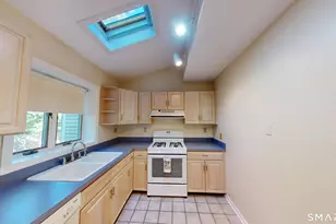 101 Curtis St, Meriden, CT 06450 - Photo 7