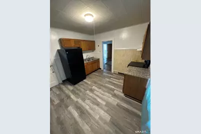 35 Woodward Avenue, Waterbury, CT 06705 - Photo 3