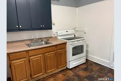 98 Spencer Street #3N, Winchester, CT 06098 - Photo 3