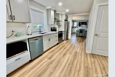 67 Belmont Circle, Danbury, CT 06810 - Photo 5