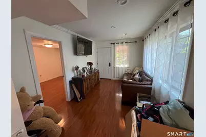 19 Ridgeway Street, Stamford, CT 06907 - Photo 15