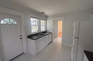 139 Townsend Ave, New Haven, CT 06512 - Photo 13