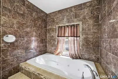 292 Charter Oak Street, Manchester, CT 06040 - Photo 25