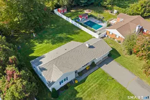 58 Evelyn Rd, Bristol, CT 06010 - Photo 3