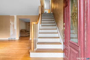 200 Fairfax Dr, Stratford, CT 06614 - Photo 3
