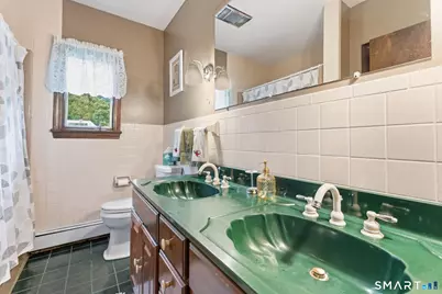 199 Military Highway, Groton, CT 06340 - Photo 27