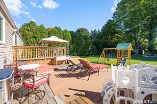 4 Whitewood St, Enfield, CT 06082 - Photo 33