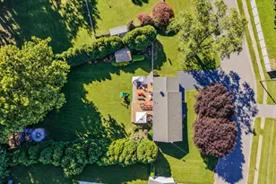 4 Whitewood St, Enfield, CT 06082 - Photo 3