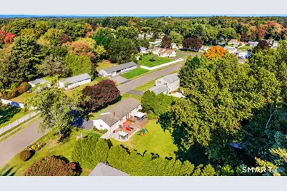 4 Whitewood Street, Enfield, CT 06082 - Photo 5
