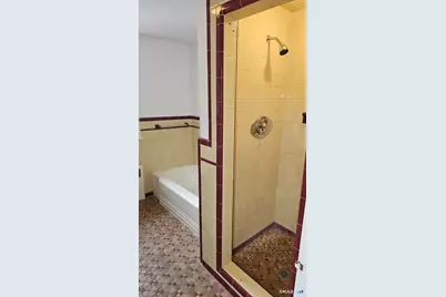 25 Regent Street, Bridgeport, CT 06606 - Photo 19
