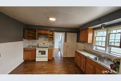 25 Regent Street, Bridgeport, CT 06606 - Photo 7