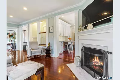 23 Auldwood Road, Stamford, CT 06902 - Photo 3