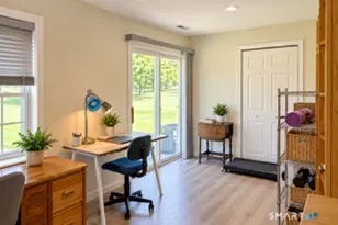 905 Larson Dr, Danbury, CT 06810 - Photo 5