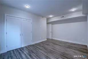202 Park Rd, West Hartford, CT 06119 - Photo 21