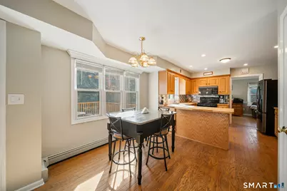18 Carriage Drive, Seymour, CT 06483 - Photo 9