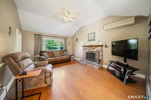 18 Carriage Dr, Seymour, CT 06483 - Photo 11