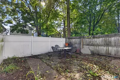28 Edwards Street #2, New Haven, CT 06511 - Photo 33