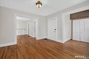 28 Edwards St, New Haven, CT 06511 - Photo 7