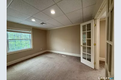 412 W Avon Road, Avon, CT 06001 - Photo 9