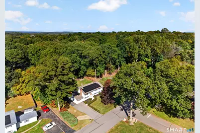 8 Pequot Drive, Ledyard, CT 06335 - Photo 3