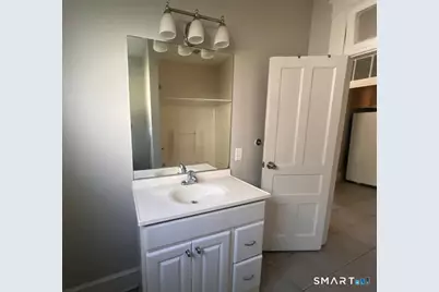 96 South Burritt Street, New Britain, CT 06052 - Photo 11