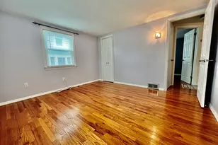 140 1/2 Stuart Ave, Norwalk, CT 06850 - Photo 9