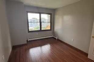 14 Clay St, Hartford, CT 06120 - Photo 7