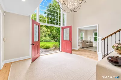 3 Crescent Lane, Trumbull, CT 06611 - Photo 5